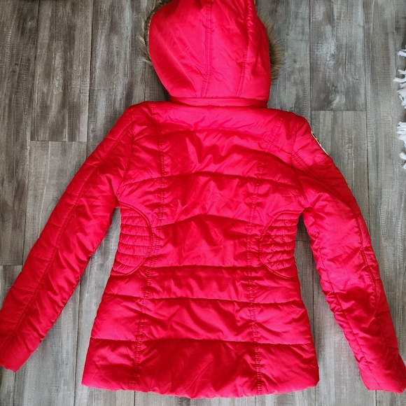 New Rampage red faux fur hooded puffer jacket sz M - Picture 3 of 5
